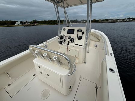 Cobia 237-CENTER-CONSOLE image