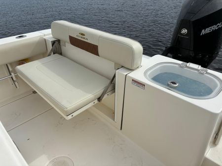 Cobia 237-CENTER-CONSOLE image