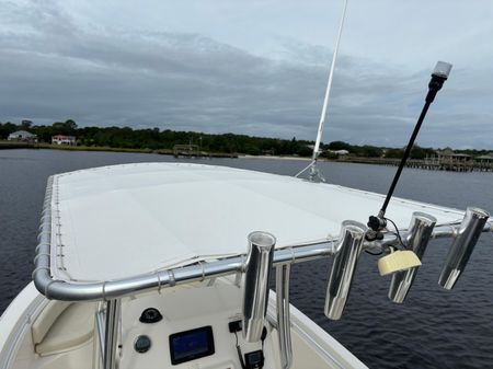 Cobia 237-CENTER-CONSOLE image