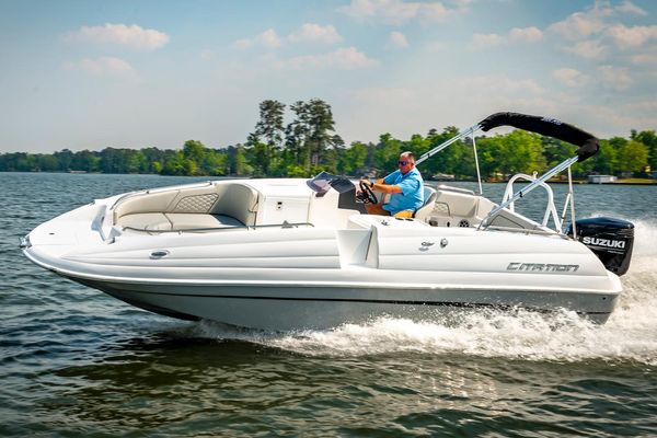 Sea Pro Citation 2400 - main image
