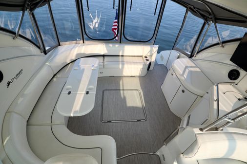 Cruisers Yachts 520 Express image