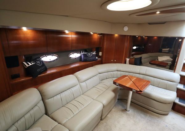 Cruisers Yachts 520 Express image