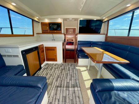 Cabo 35 Flybridge image