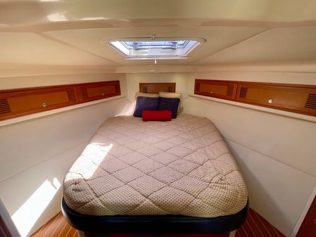 Cabo 35 Flybridge image