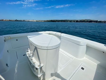 Cabo 35 Flybridge image