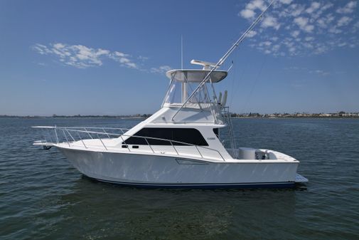 Cabo 35 Flybridge image