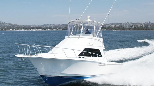 Cabo 35 Flybridge 