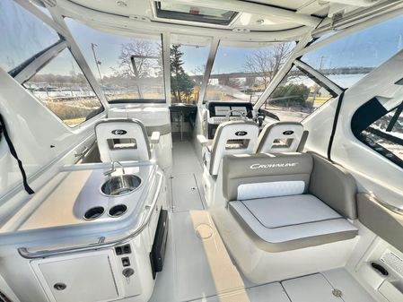 Crownline 280-DC image