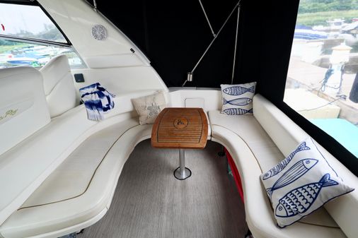 Sea Ray 310 Sundancer image