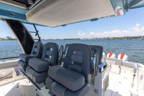 Boston Whaler 420 Outrage image