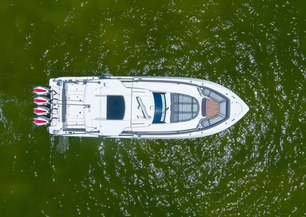 Boston Whaler 420 Outrage image