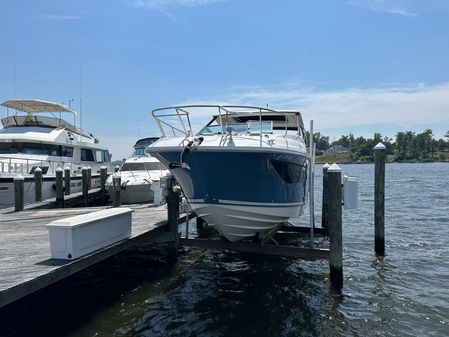 Sea Ray 320 Sundancer image