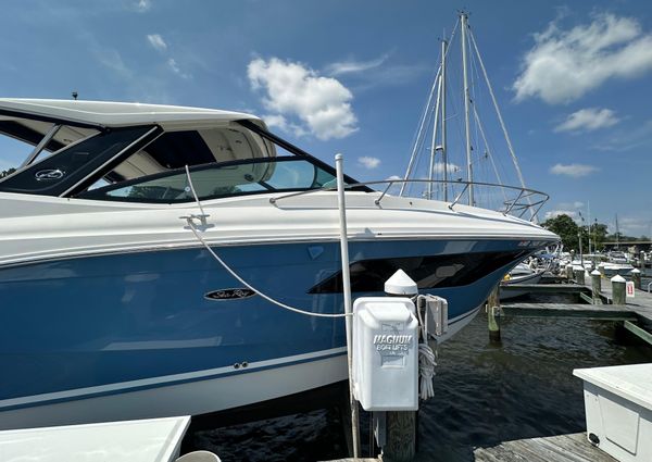 Sea Ray 320 Sundancer image