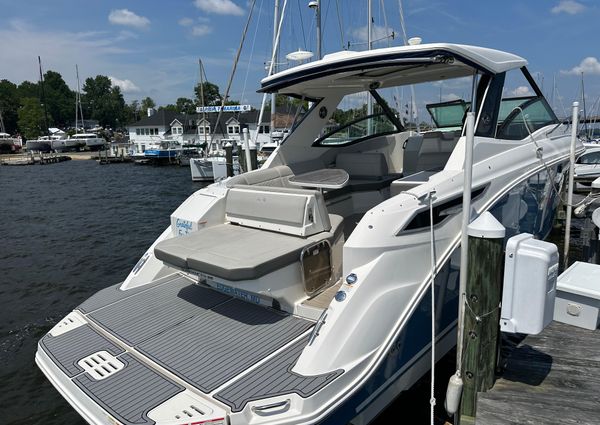 Sea Ray 320 Sundancer image