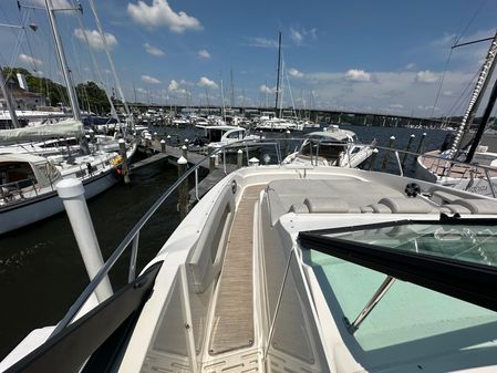 Sea Ray 320 Sundancer image