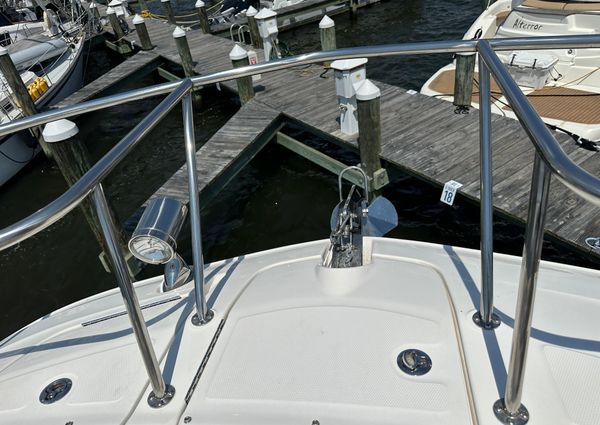 Sea Ray 320 Sundancer image