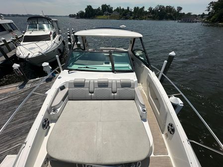 Sea Ray 320 Sundancer image