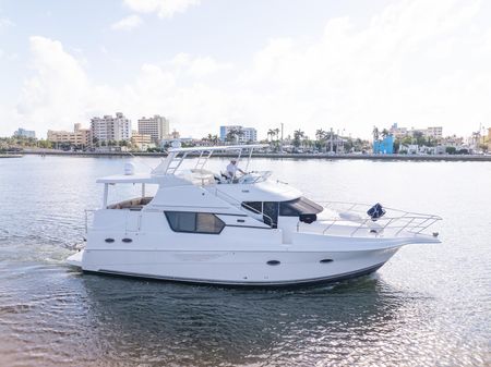 Silverton 453 Motor Yacht image