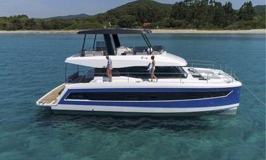 Fountaine Pajot MY6 image