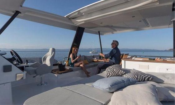 Fountaine Pajot MY6 image