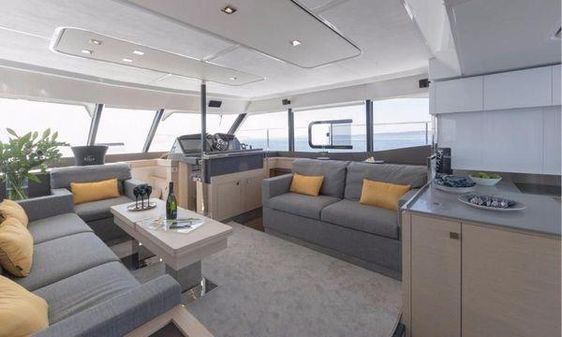 Fountaine Pajot MY6 image