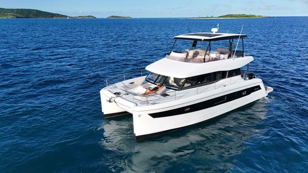 Fountaine Pajot MY6 