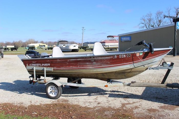 1989 Crestliner V14 Fish Hawk Canton, Illinois - Buells Marine