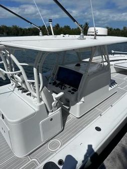 Yellowfin 39 image