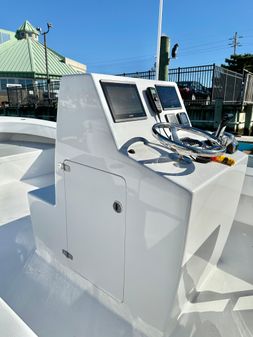 Privateer 2100 Roamer II image