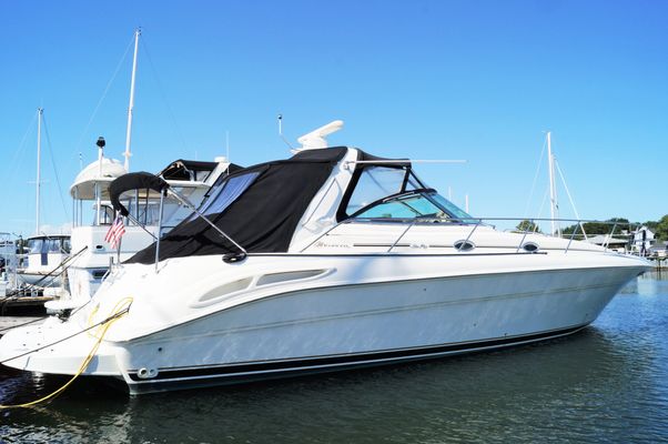 Sea Ray 410 Sundancer - main image
