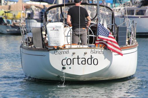 Cape-dory 36- image