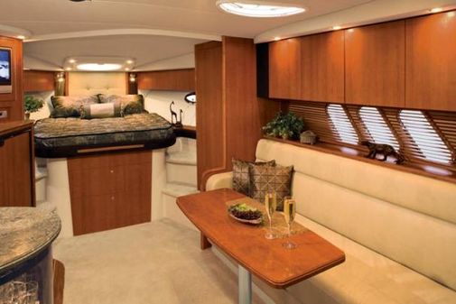 Cruisers-yachts 360-EXPRESS image