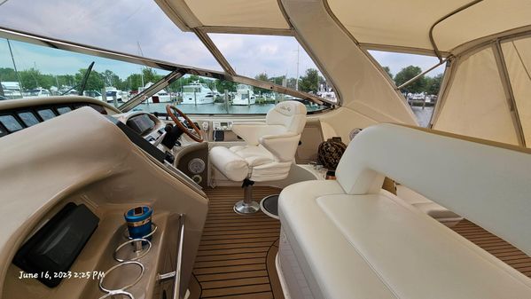 Sea Ray 540 Sundancer image