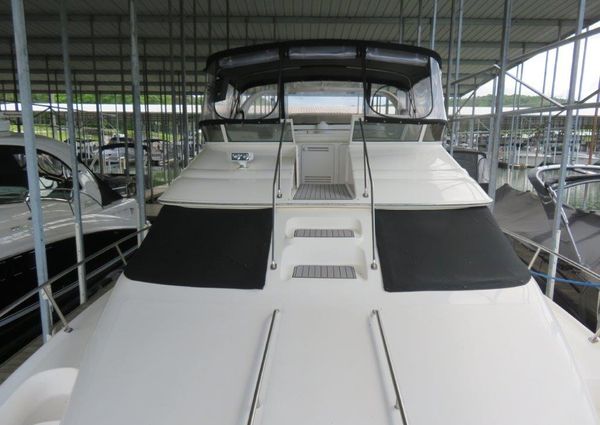 Sea Ray 450 Express Bridge image