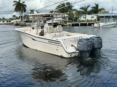 Grady-White Bimini 306 image