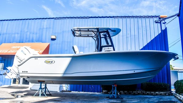Sea Hunt Gamefish 27 Forward Seating Center Consoles for Sale - Plantation  Boat Mart