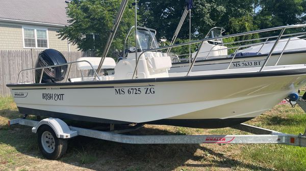 Boston Whaler 170 Montauk 