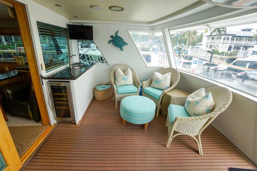 Hatteras 80 Cockpit Motor Yacht image