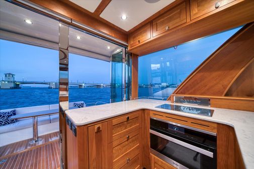 Sabre 58 Salon Express image