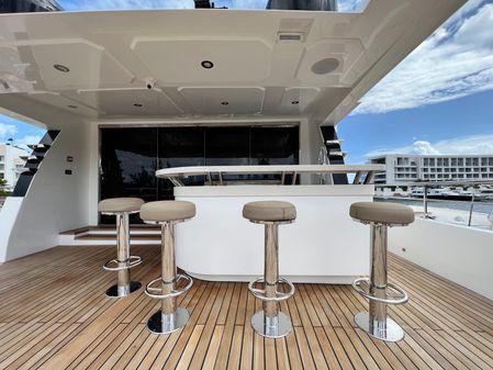 Gulf Craft Majesty 100 image