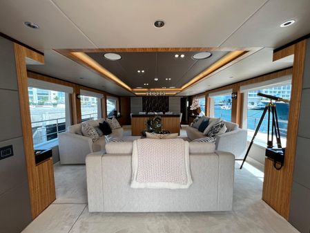 Gulf Craft Majesty 100 image