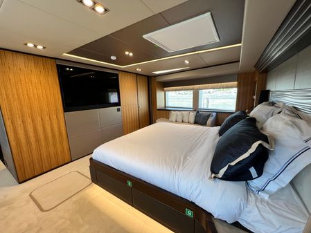 Gulf Craft Majesty 100 image