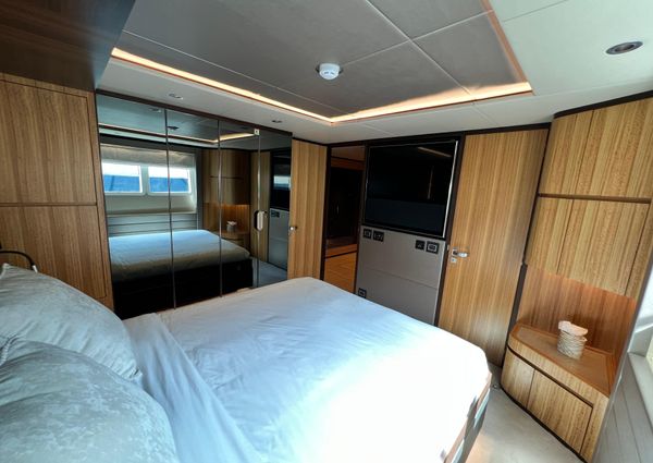 Gulf Craft Majesty 100 image