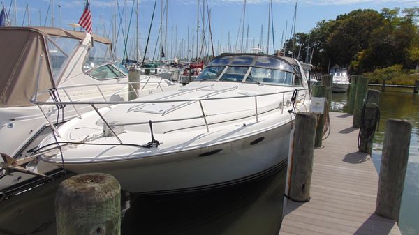 Sea Ray 370 Sundancer 