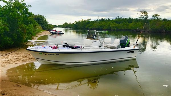 Mako 171 Center Console 