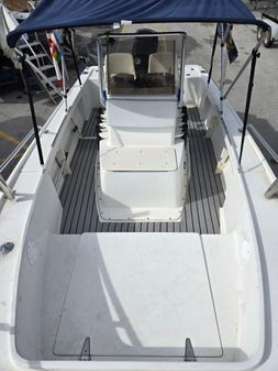 Mako 171 Center Console image