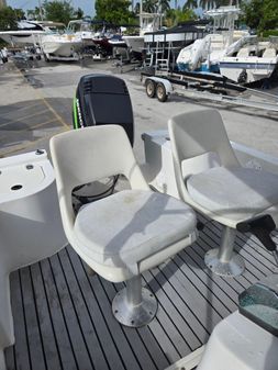 Mako 171 Center Console image