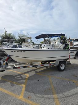 Mako 171 Center Console image