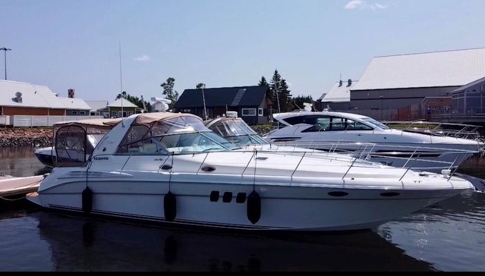 Sea Ray 400 Sundancer - main image