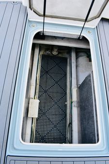 Norstar 302 Pilot House image